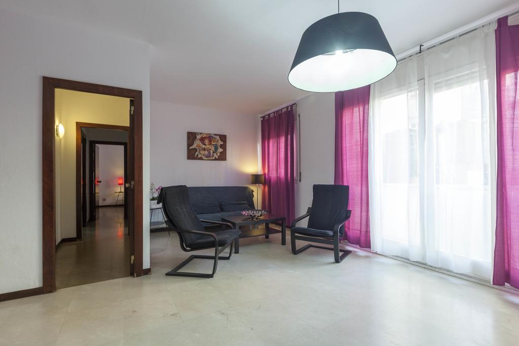 Apartment Sagrada Familia Barcelona Rum bild